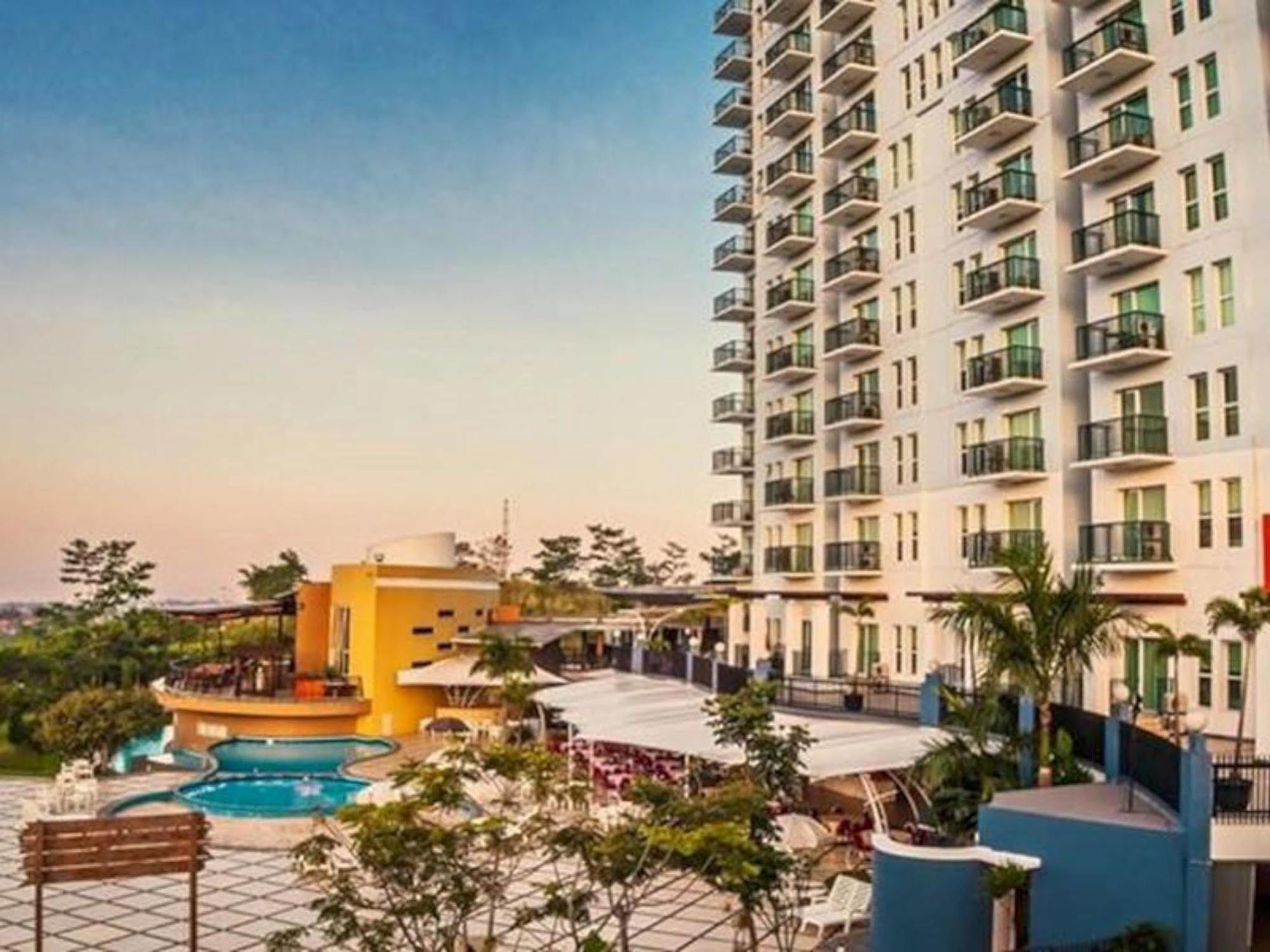 Marbella Suites Bandung Cimenyan Екстериор снимка