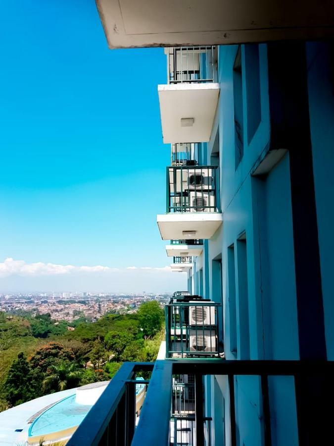 Marbella Suites Bandung Cimenyan Екстериор снимка